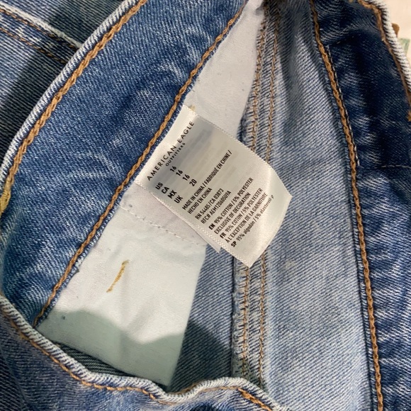 AE High Waisted Mom Style Jean Shorts - Picture 3 of 4